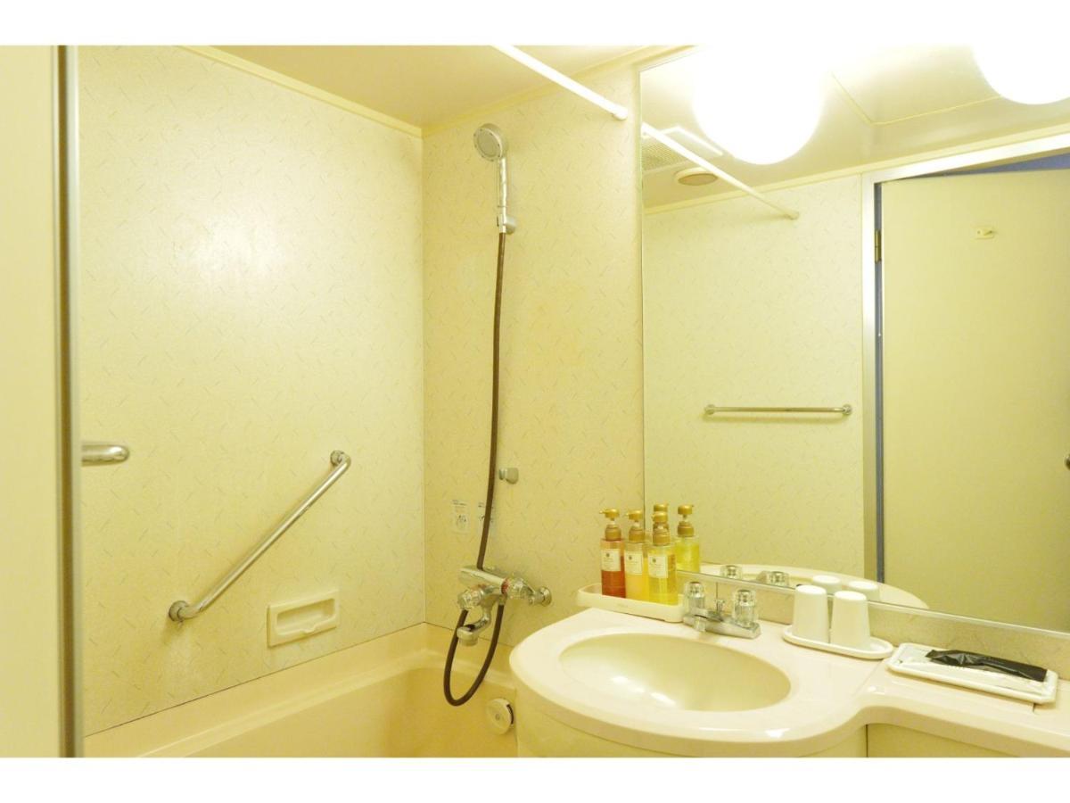 Court Hotel Fukuoka Tenjin - Vacation Stay 42334V מראה חיצוני תמונה