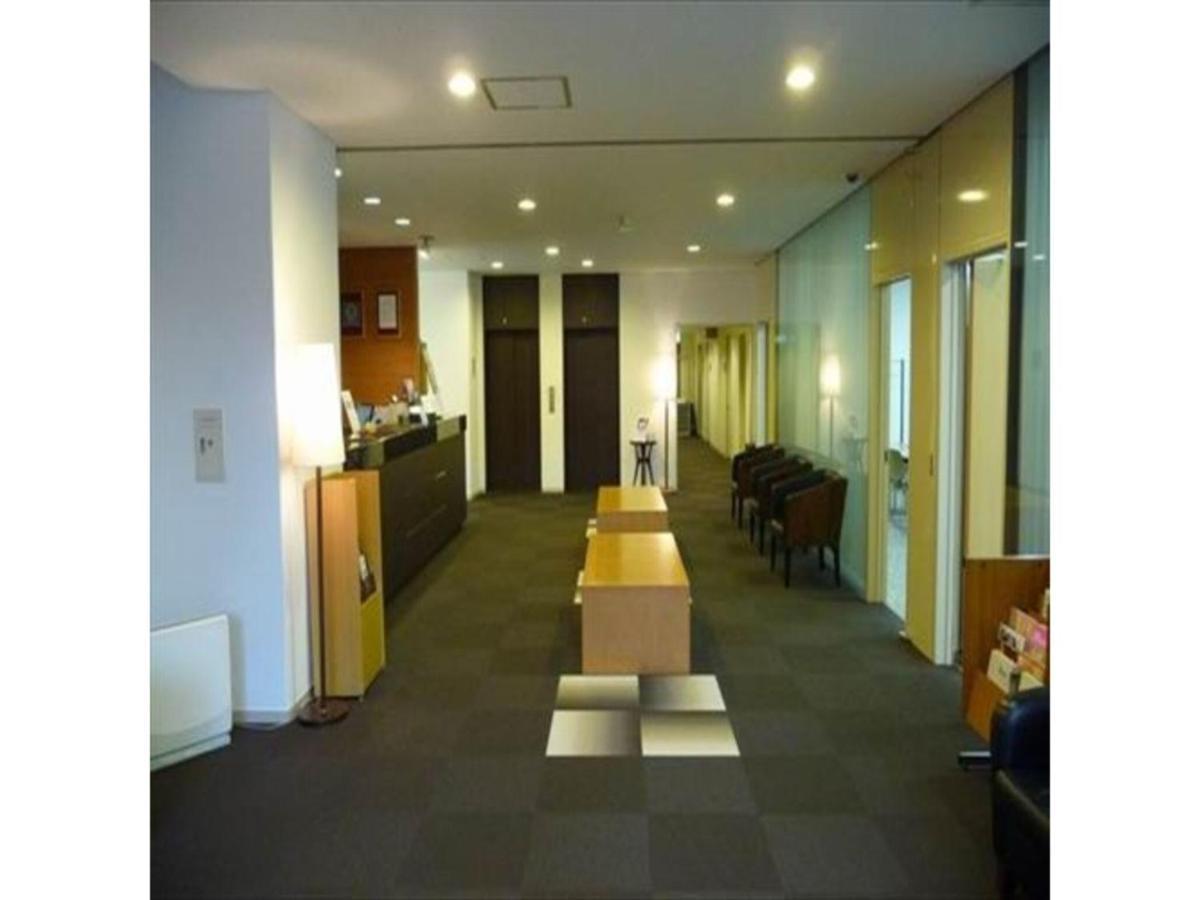 Court Hotel Fukuoka Tenjin - Vacation Stay 42334V מראה חיצוני תמונה